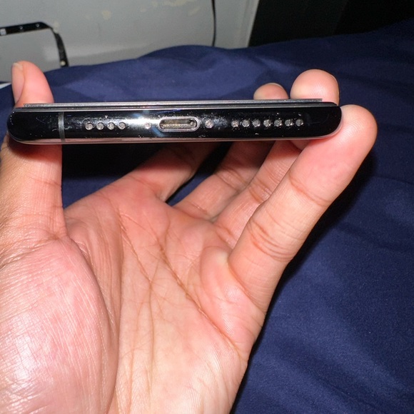 Iphone 11 pro max - Picture 4 of 4